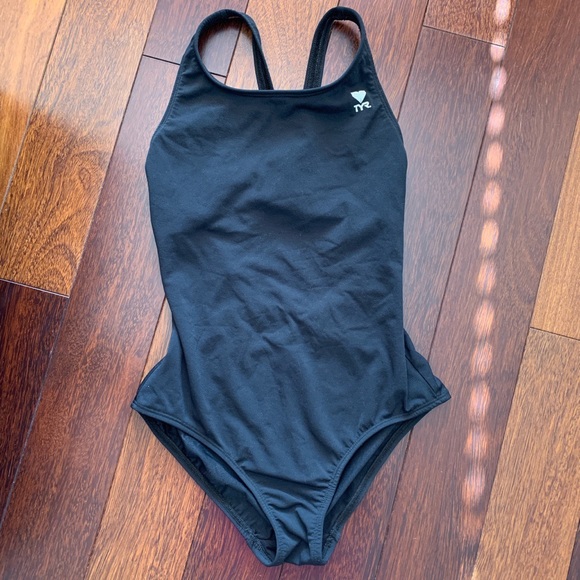 Black TYR Durafast One Solid Maxfit Swimsuit - Picture 1 of 3